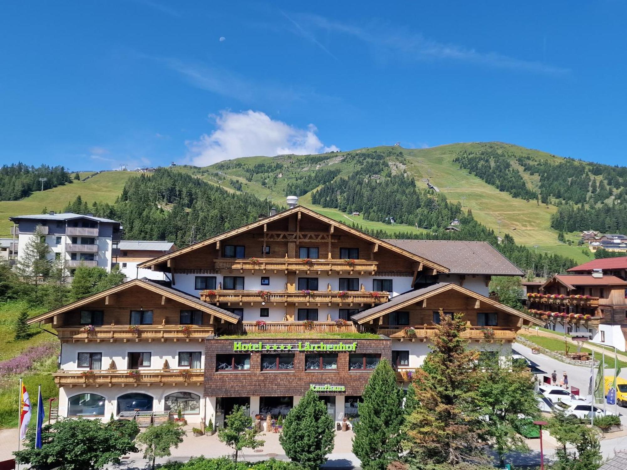 Hotel Laerchenhof Katschberghöhe Exteriör bild